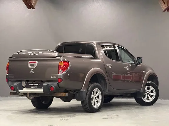 Mitsubishi L200 2012 photo 4