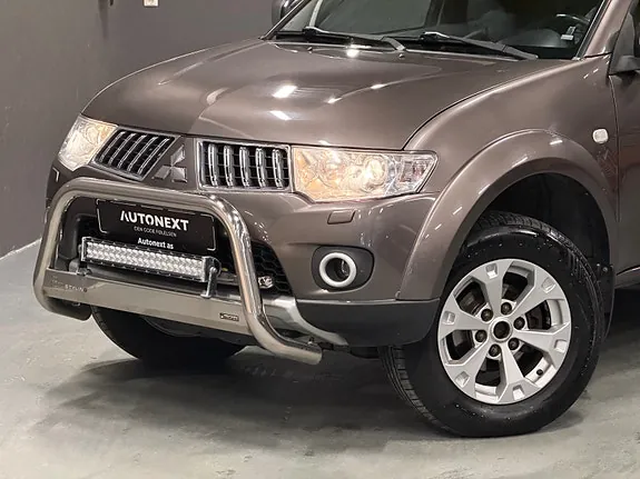 Mitsubishi L200 2012 photo 3
