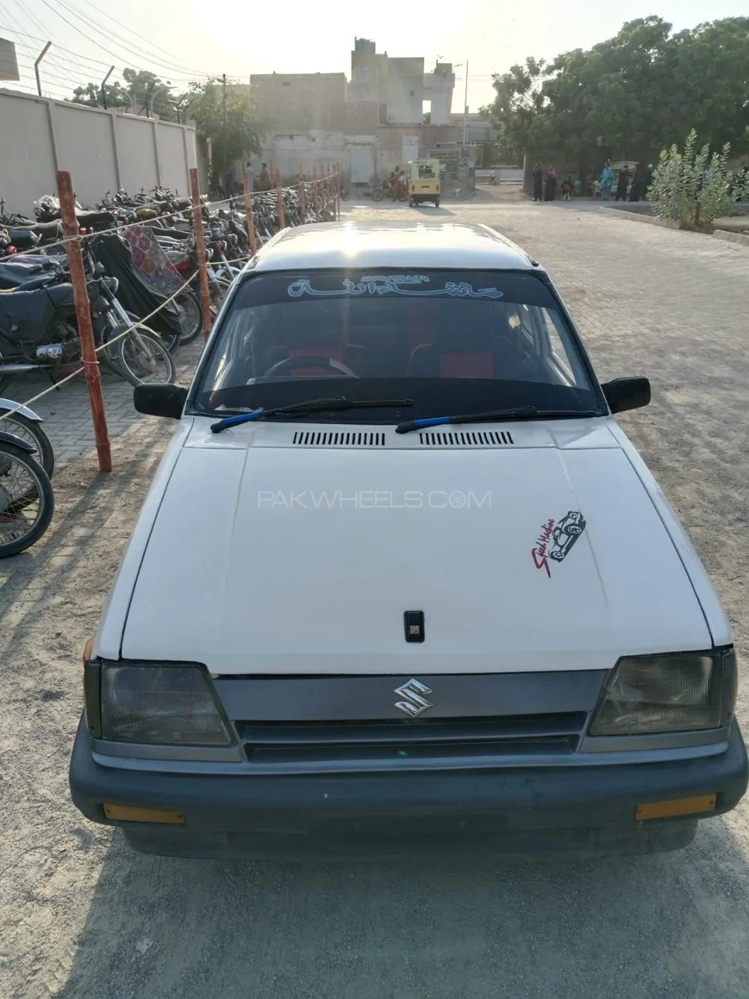 Suzuki Khyber