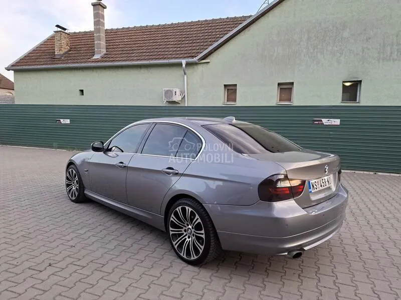 BMW 320 2010 photo 5