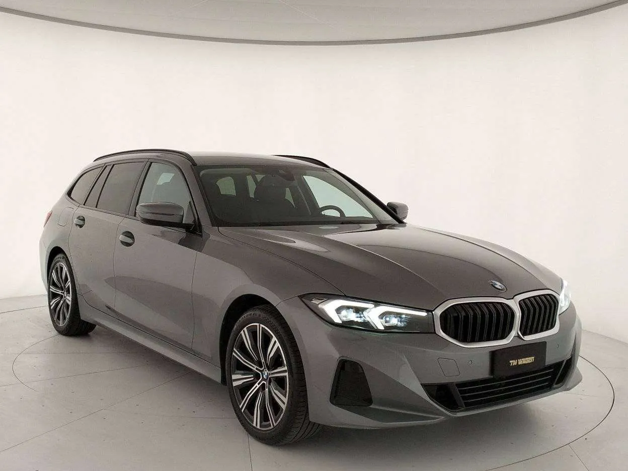 BMW 318D 2023 photo 3
