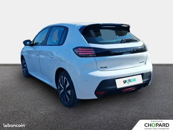Peugeot 208 2024 photo 2