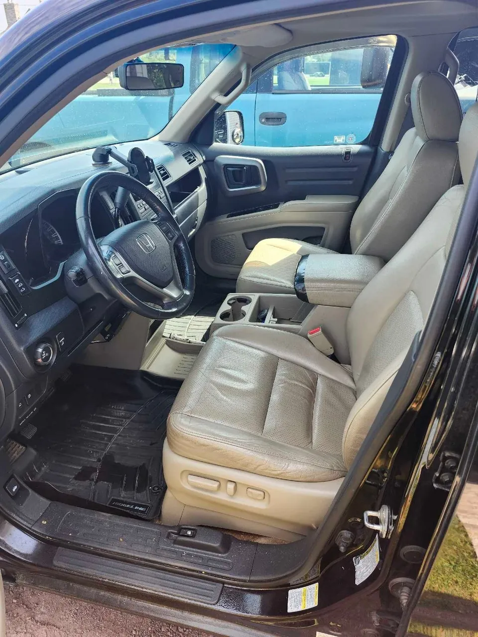 Honda Ridgeline 2010 photo 3