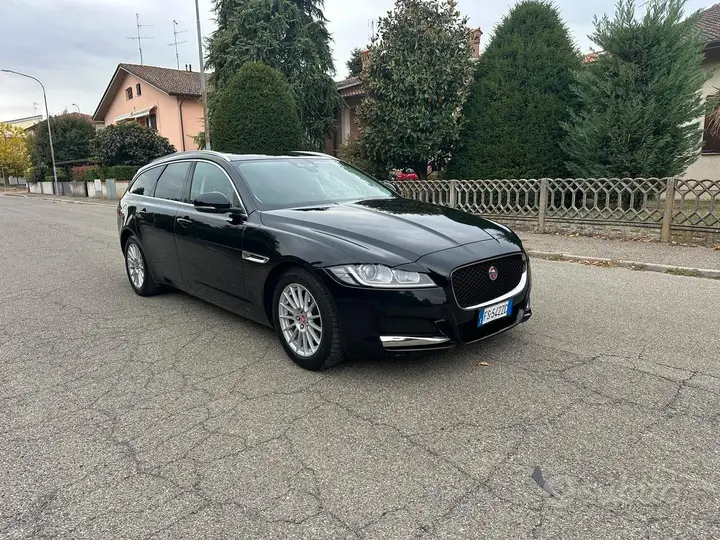Jaguar Xf Sportbrake 2018 photo 2