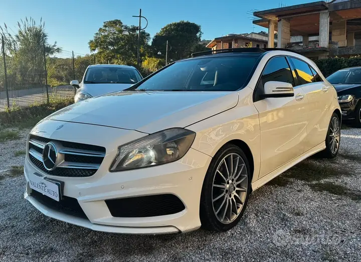 Mercedes-Benz A200 Cdi 2014 photo 3
