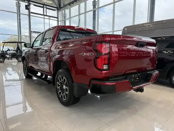 Chevrolet Colorado 2024 photo 4