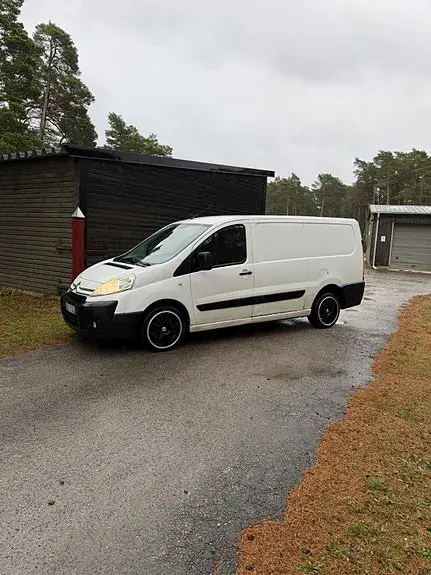 Citroen Jumpy 2010 photo 3