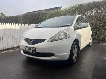 Honda Jazz 2009 photo 2