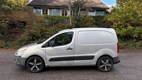 Peugeot Partner 2008 photo 2