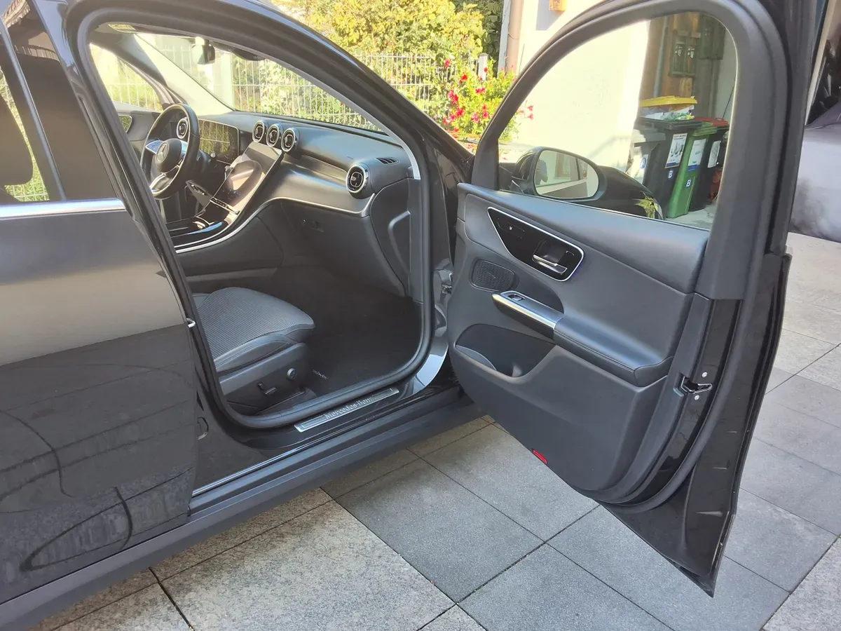 Mercedes-Benz Glc-Class 2023 photo 3