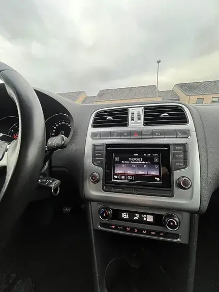 Volkswagen Polo 2015 photo 5