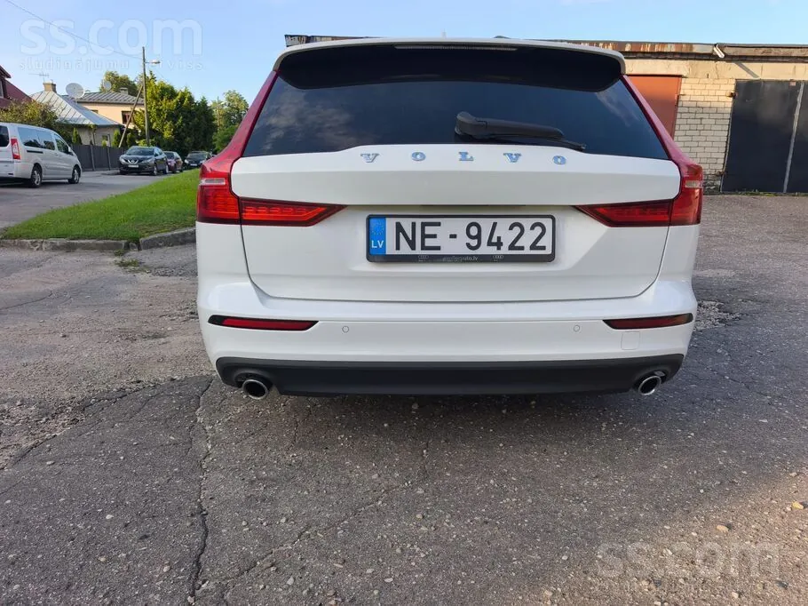 Volvo V60 2018 photo 4