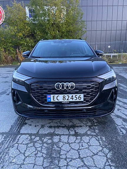 Audi Q4 E-Tron 2022 photo 2