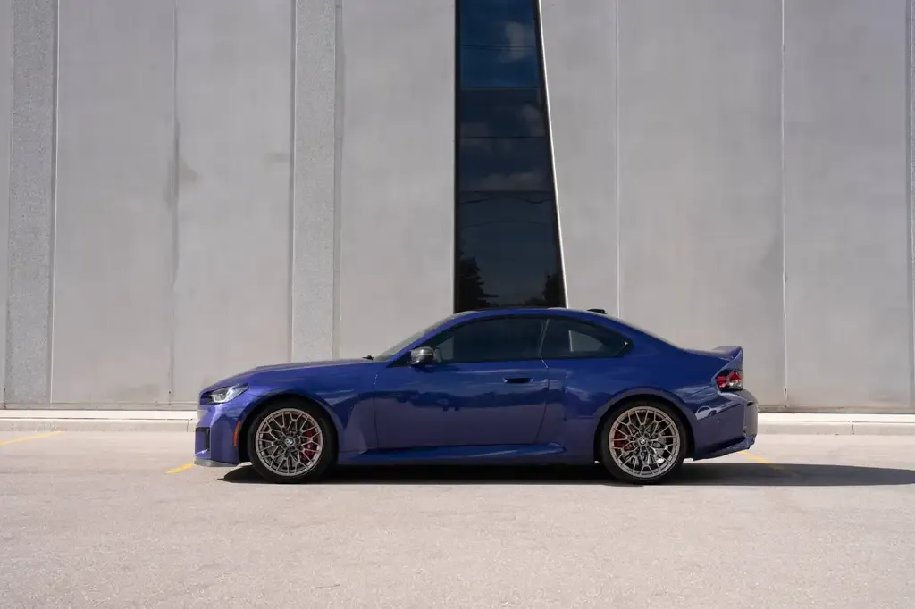 BMW M2 2026 photo 2