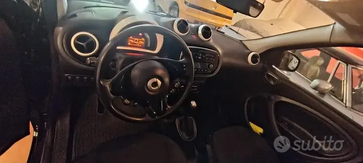 Smart Forfour 2018 photo 5