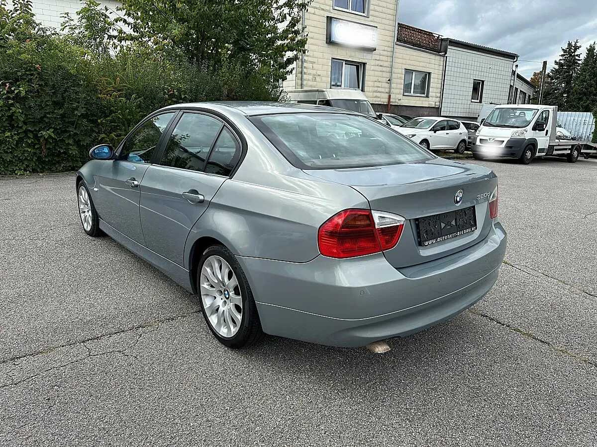 BMW 3 Series 2005 photo 3