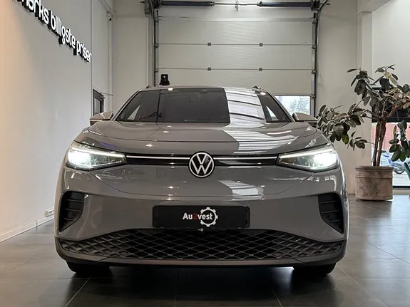 Volkswagen Id.4 2023 photo 2
