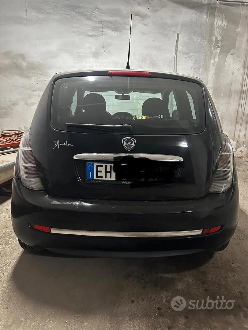 Lancia Ypsilon 2011 photo 4