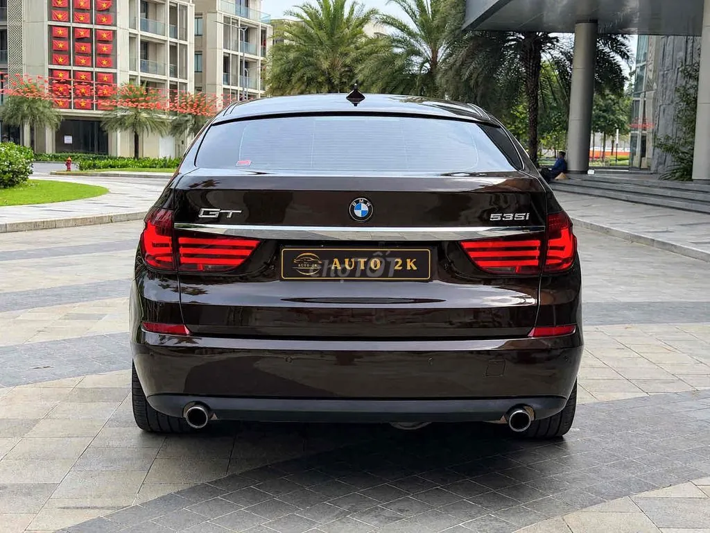 BMW 5 Series 2010 photo 4