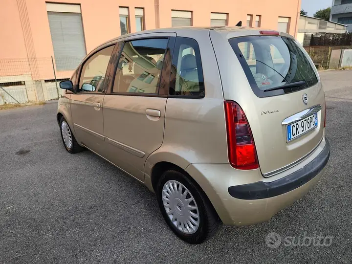 Lancia Musa 2005 photo 3