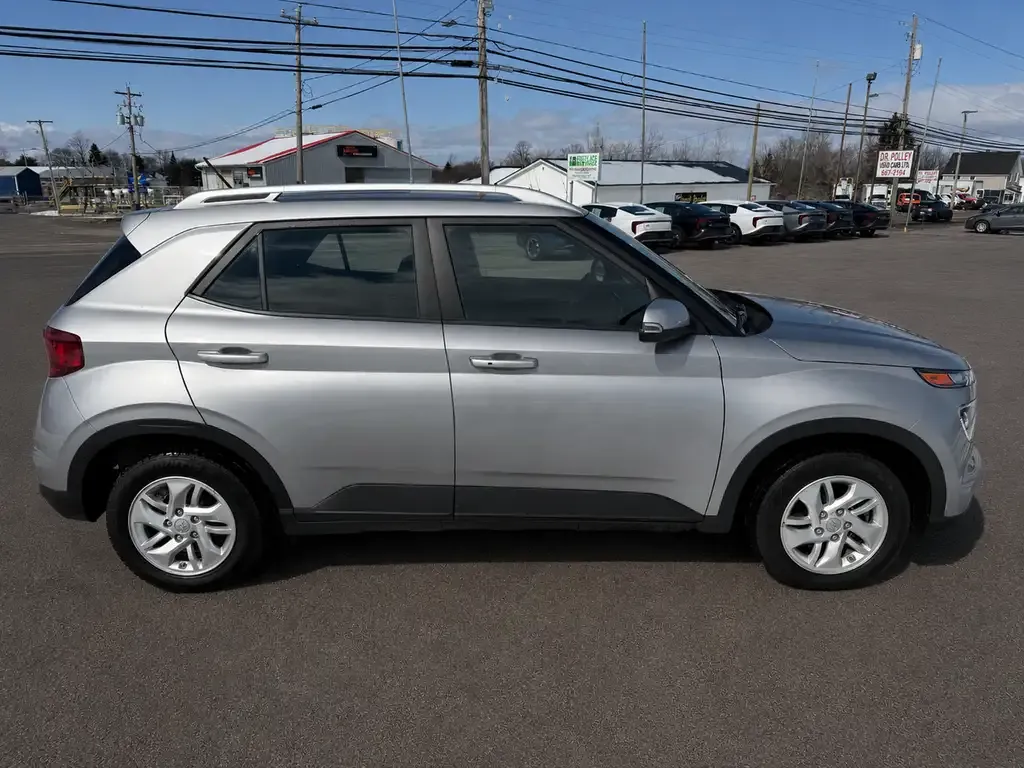 Hyundai Venue 2024 photo 3