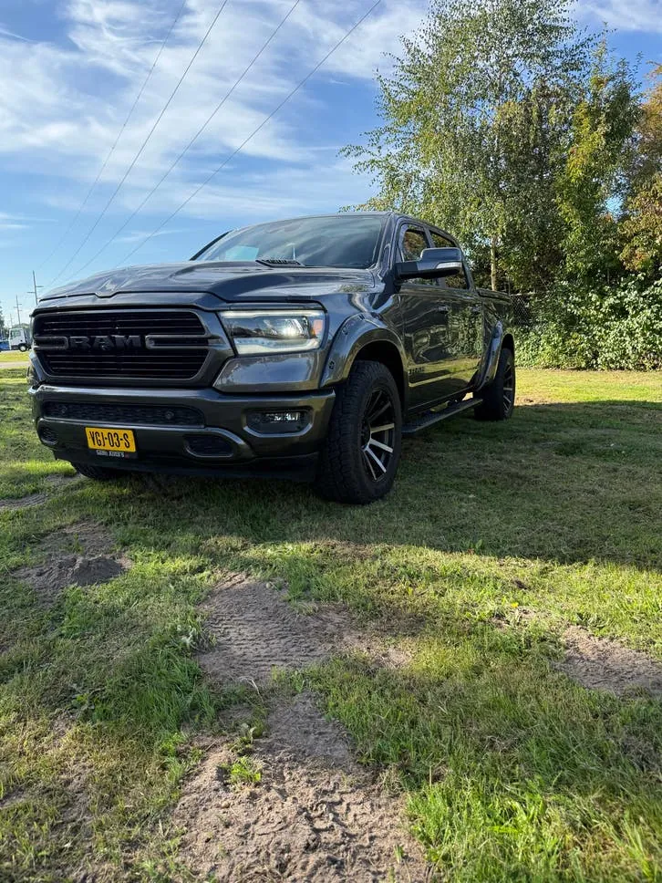 Dodge Ram Laramie