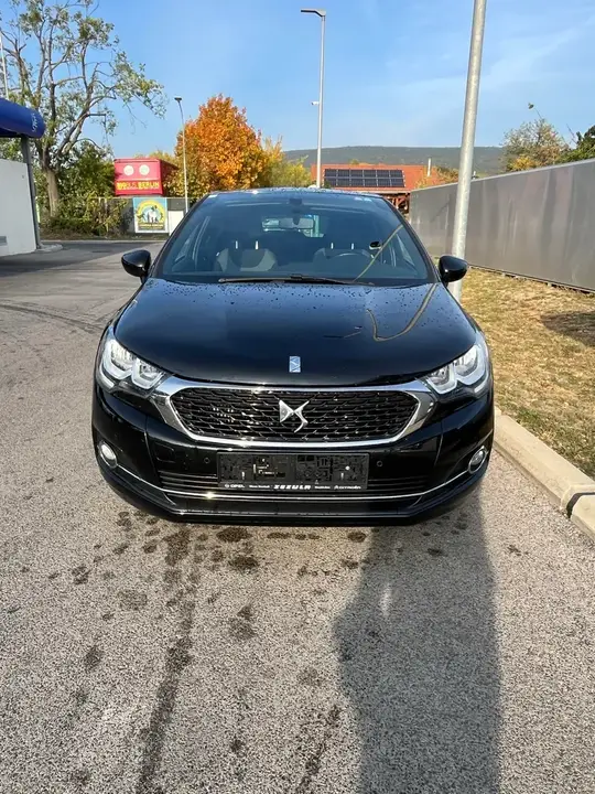 DS Automobiles Ds 4