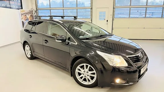 Toyota Avensis 2011 photo 2