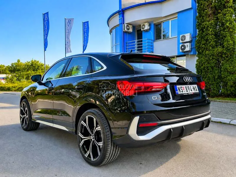 Audi Q3 2021 photo 5