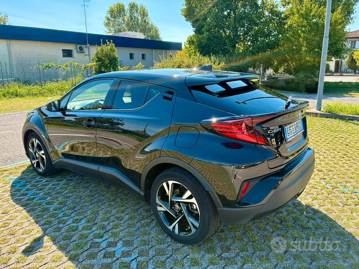 Toyota C-Hr 2022 photo 3