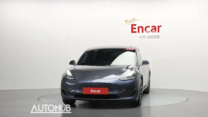 Tesla Model 3 2020 photo 3