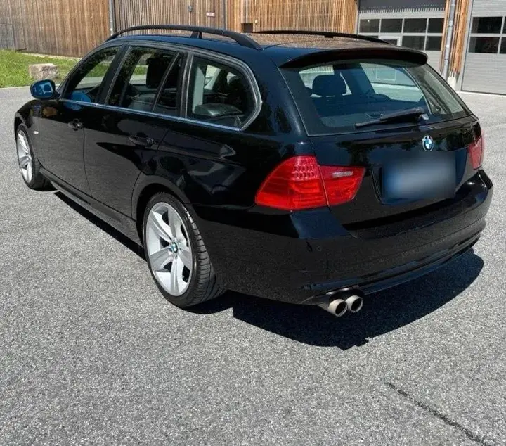 BMW 325I