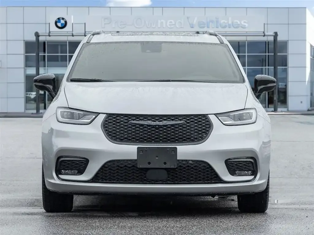 Chrysler Pacifica 2026 photo 3