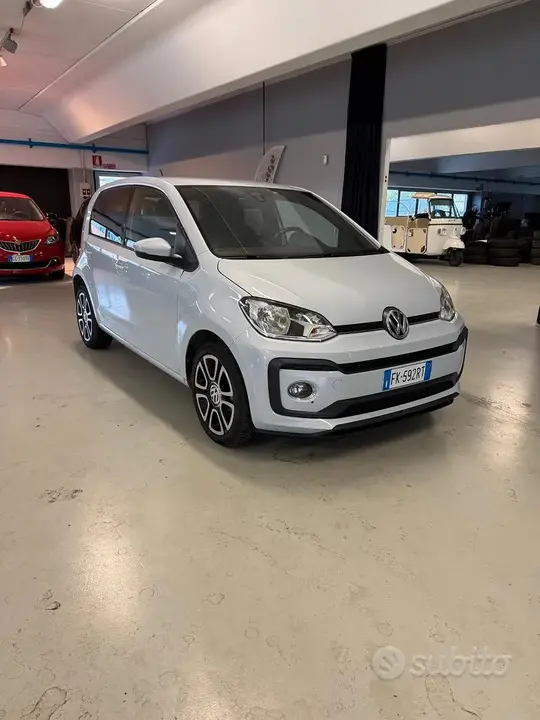 Volkswagen Up 2017 photo 2