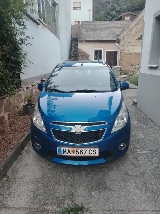 Chevrolet Spark 2011 photo 3
