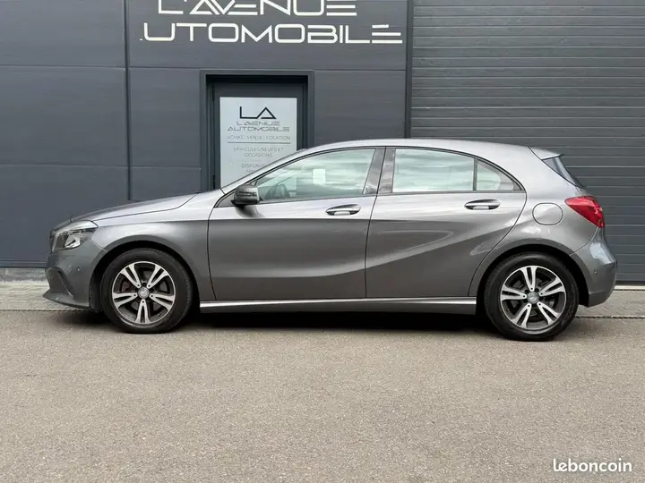 Mercedes-Benz A-Class 2016 photo 2