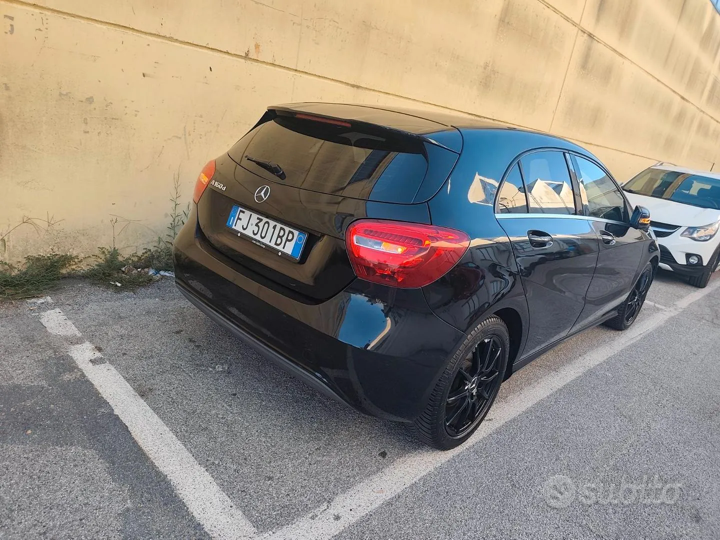 Mercedes-Benz A-Class 2017 photo 2