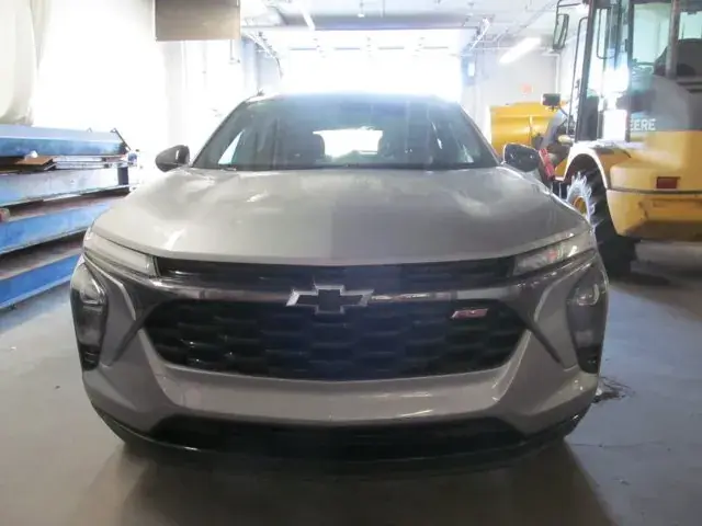 Chevrolet Trax 2024 photo 2