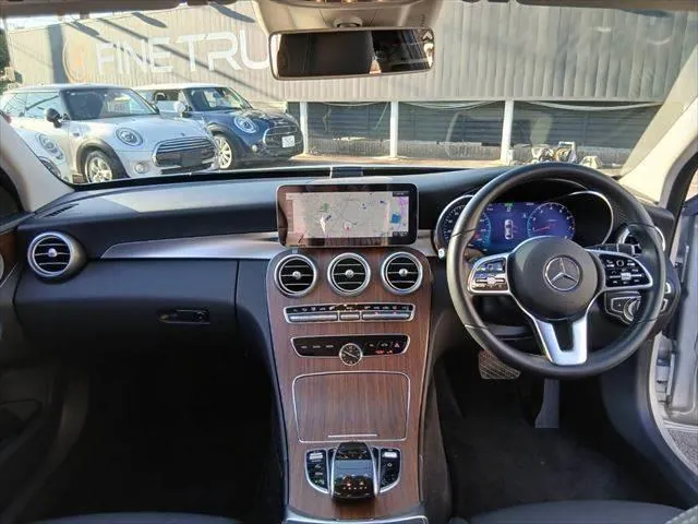 Mercedes-Benz C-Class 2019 photo 3