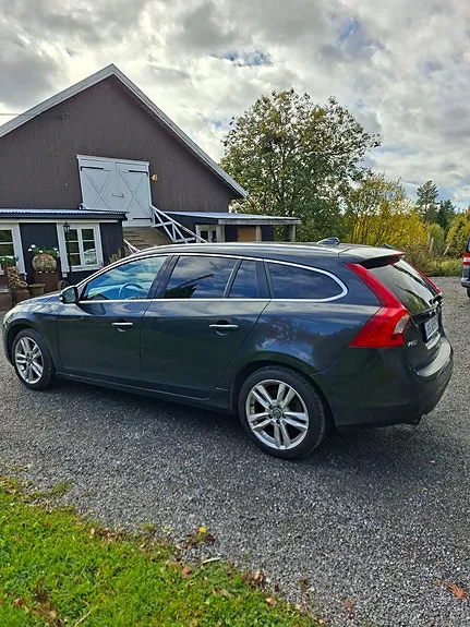 Volvo V60 2013 photo 3