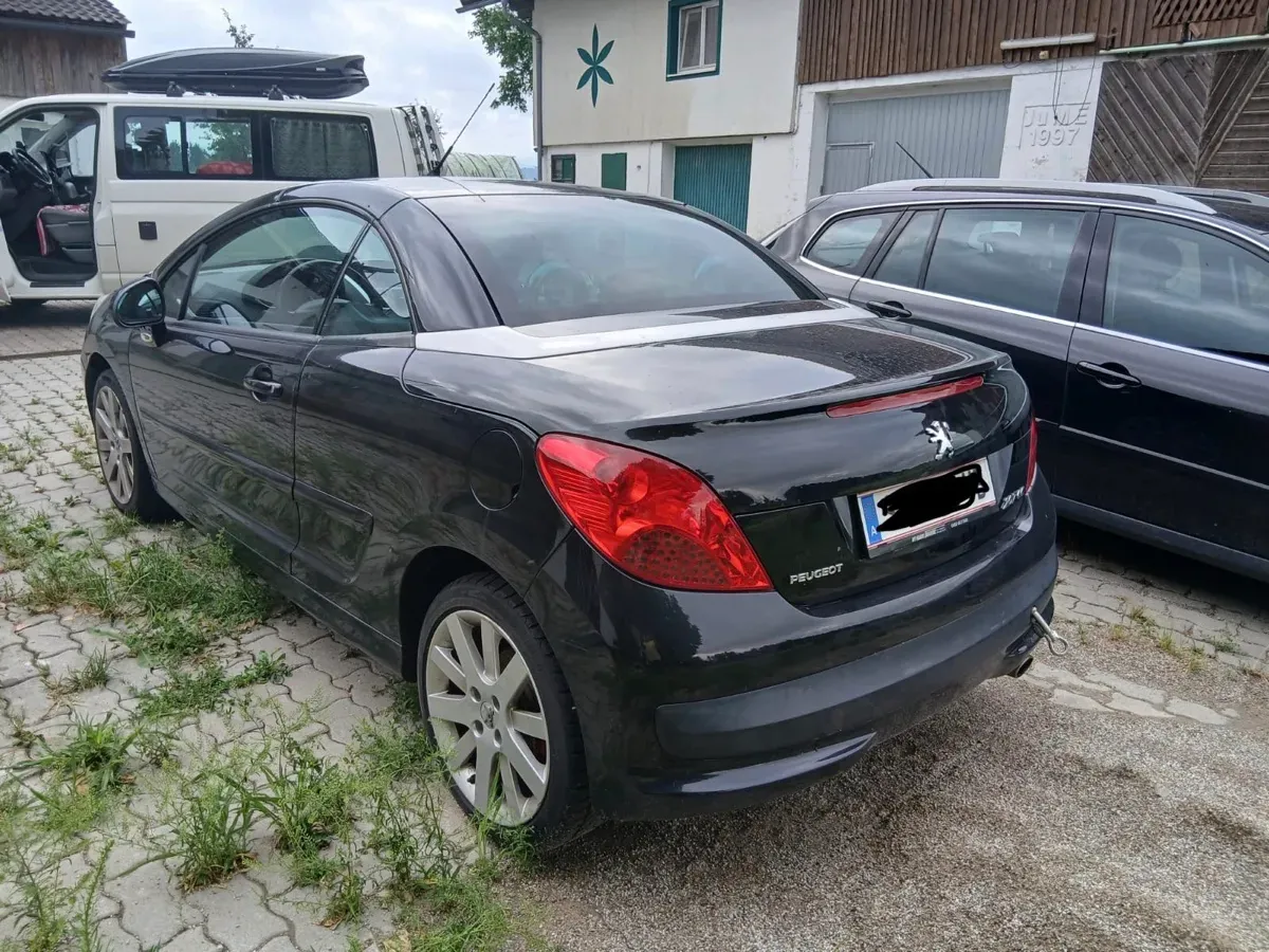 Peugeot 207 2009 photo 2
