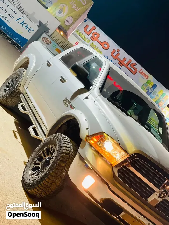 Dodge Ram Laramie 2014 photo 2