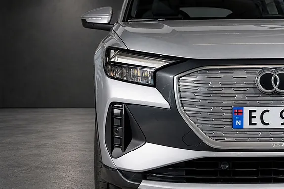 Audi Q4 E-Tron 2022 photo 3