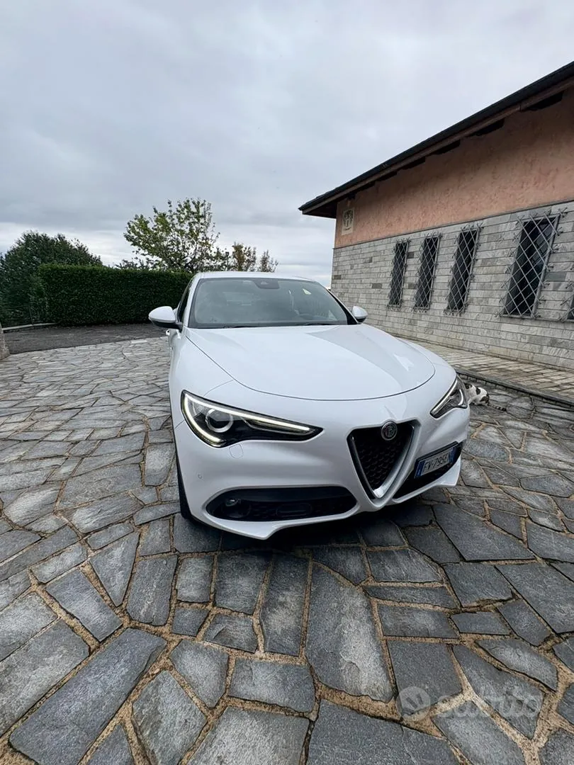 Alfa Romeo Stelvio 2019 photo 5