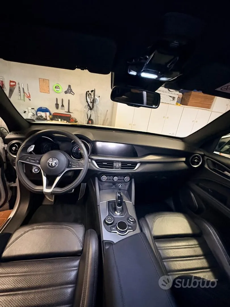 Alfa Romeo Stelvio 2019 photo 3