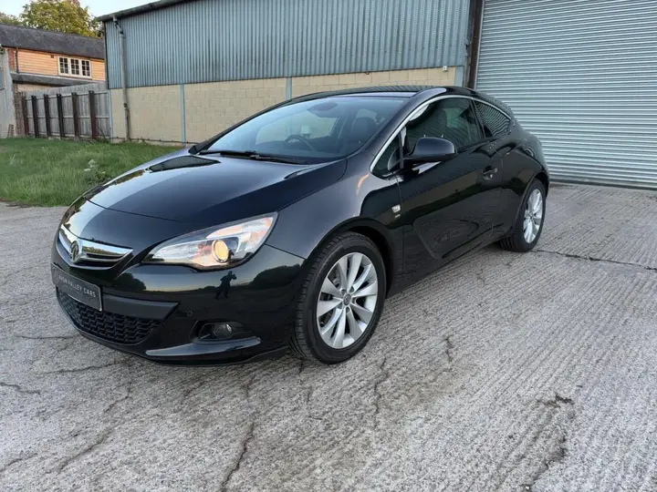 Vauxhall Astra 2016 photo 3