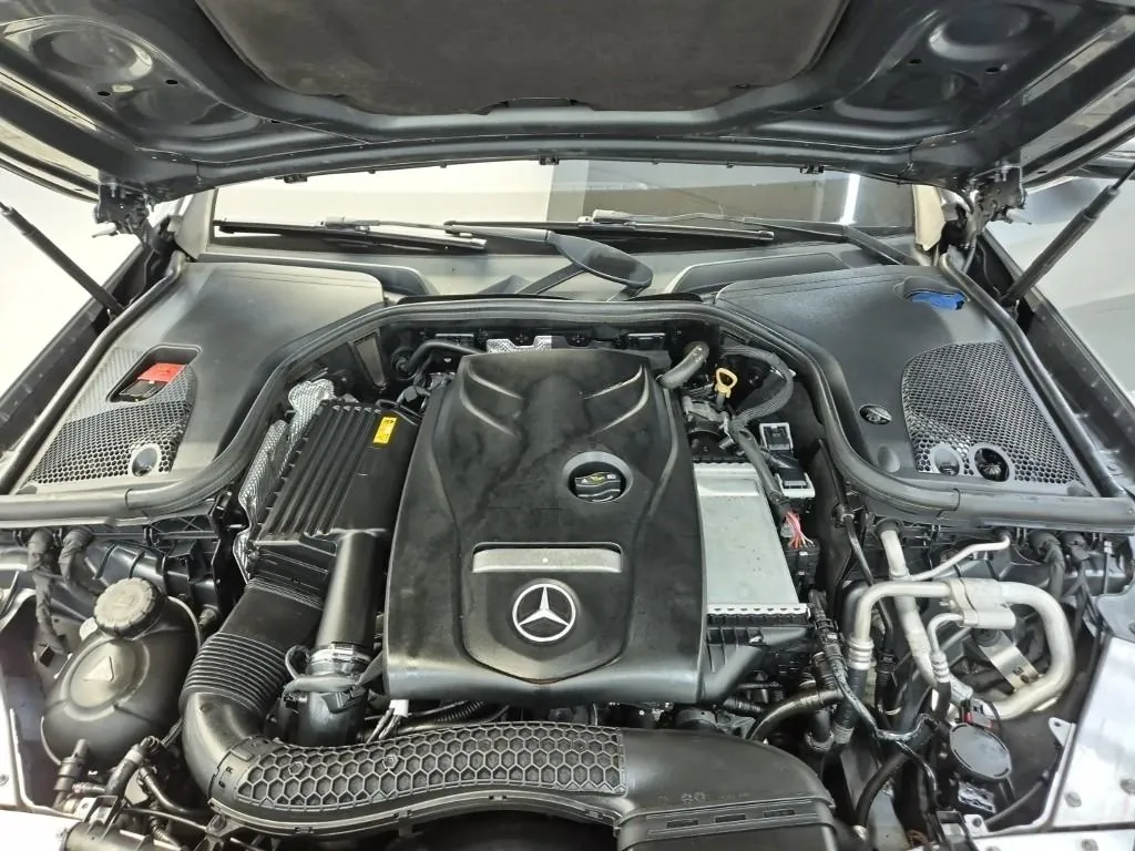 BMW E-Class 2018 photo 5