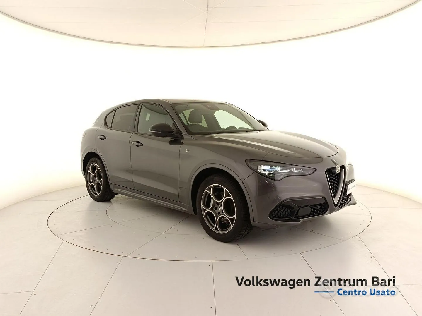Alfa Romeo Stelvio 2023 photo 4