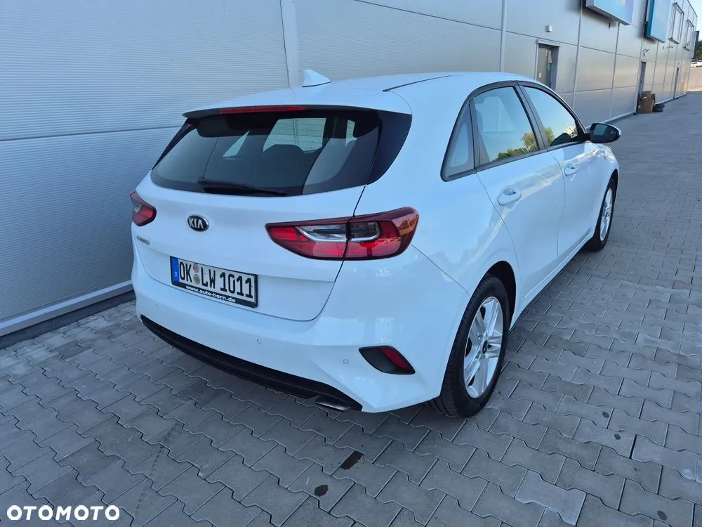 Kia Ceed 2018 photo 2
