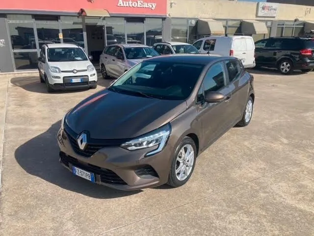 Renault Clio 2019 photo 2